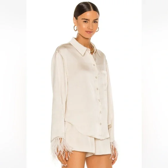 NWT The Michelle Blouse in Ivory from L'Academie at REVOLVE size small in ivory - Picture 3 of 5